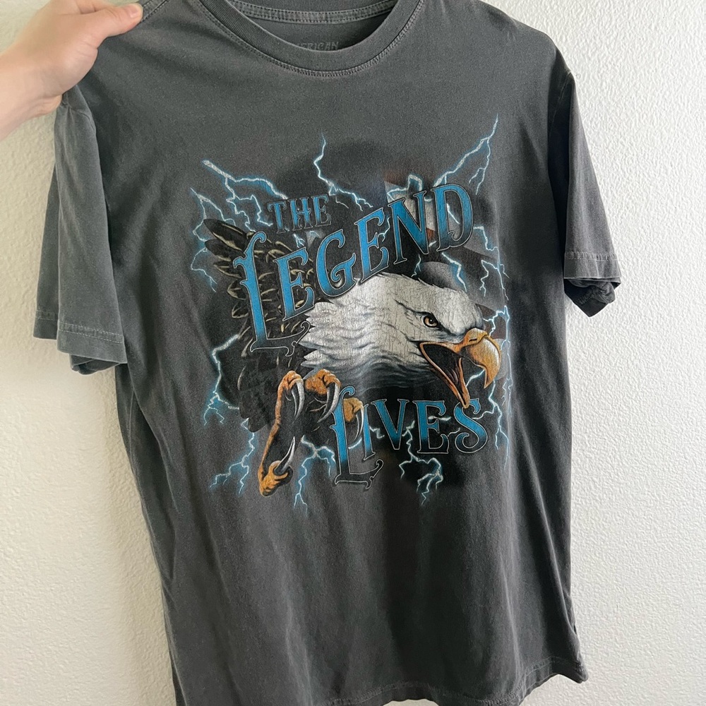 GRAPHIC TEE by American Highway